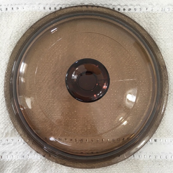 Pyrex Fireside V-1-C 1 Qt Round Casserole Replacement Lid Amber/Brown 6 1/4” - Picture 3 of 10